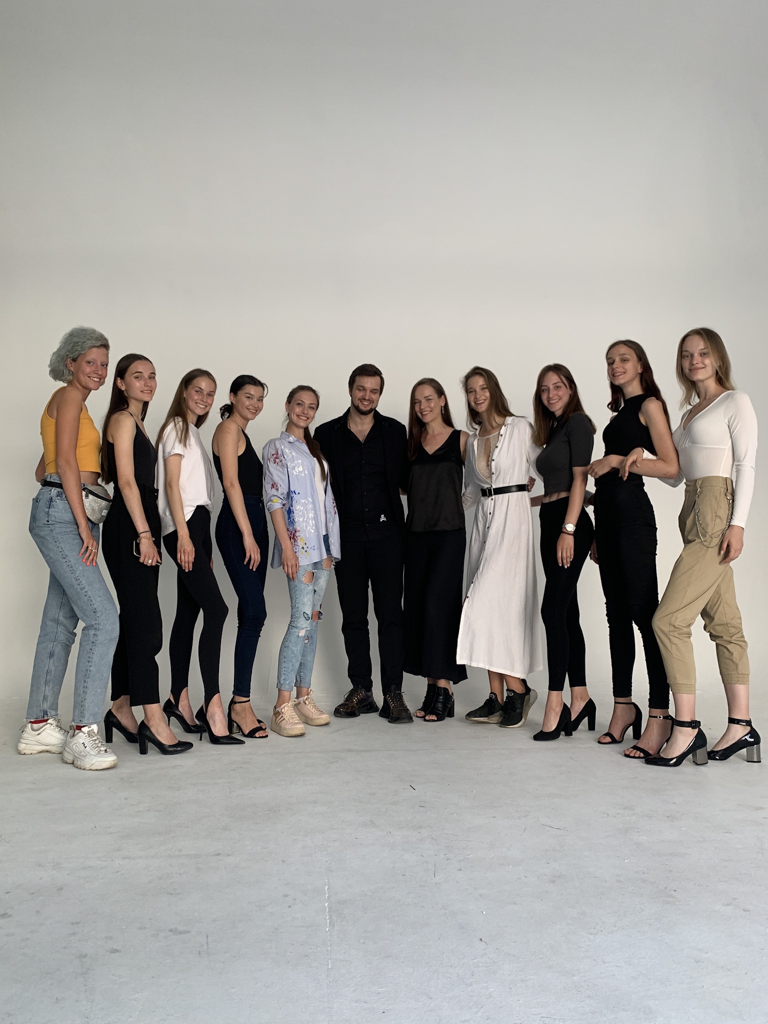 A group of women after a summer posing workshop