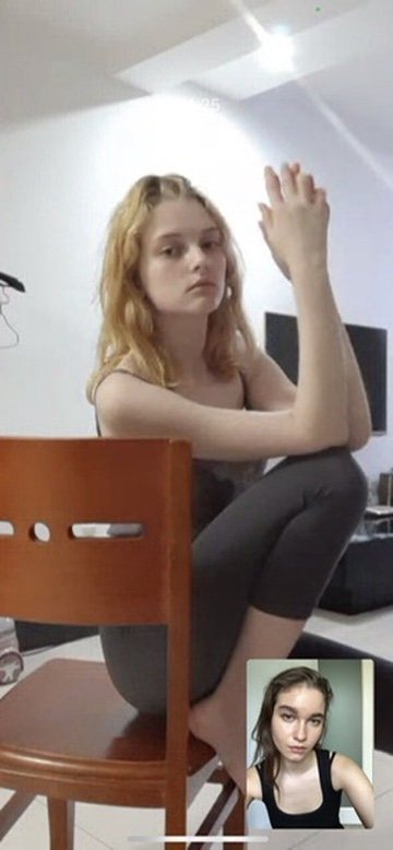 A real online posing workshop with live personal feedback